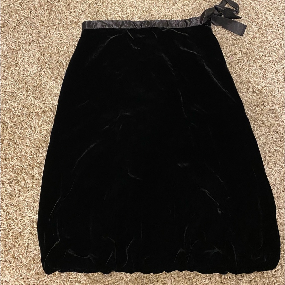 2/$10  - Garnet Hill -Signature Velvet black knee length skirt